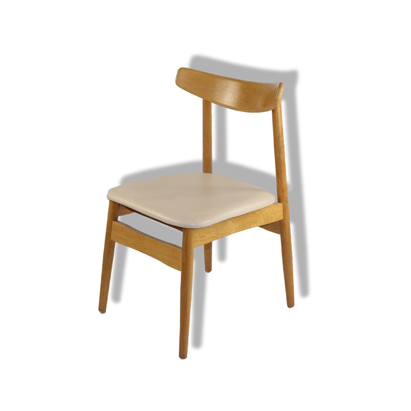 Many chairs